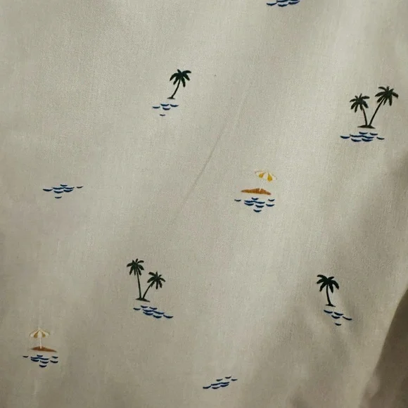 H&M NWOT Slim Fit White Palm Tree Print Men's Shirt XL - Picture 3 of 4
